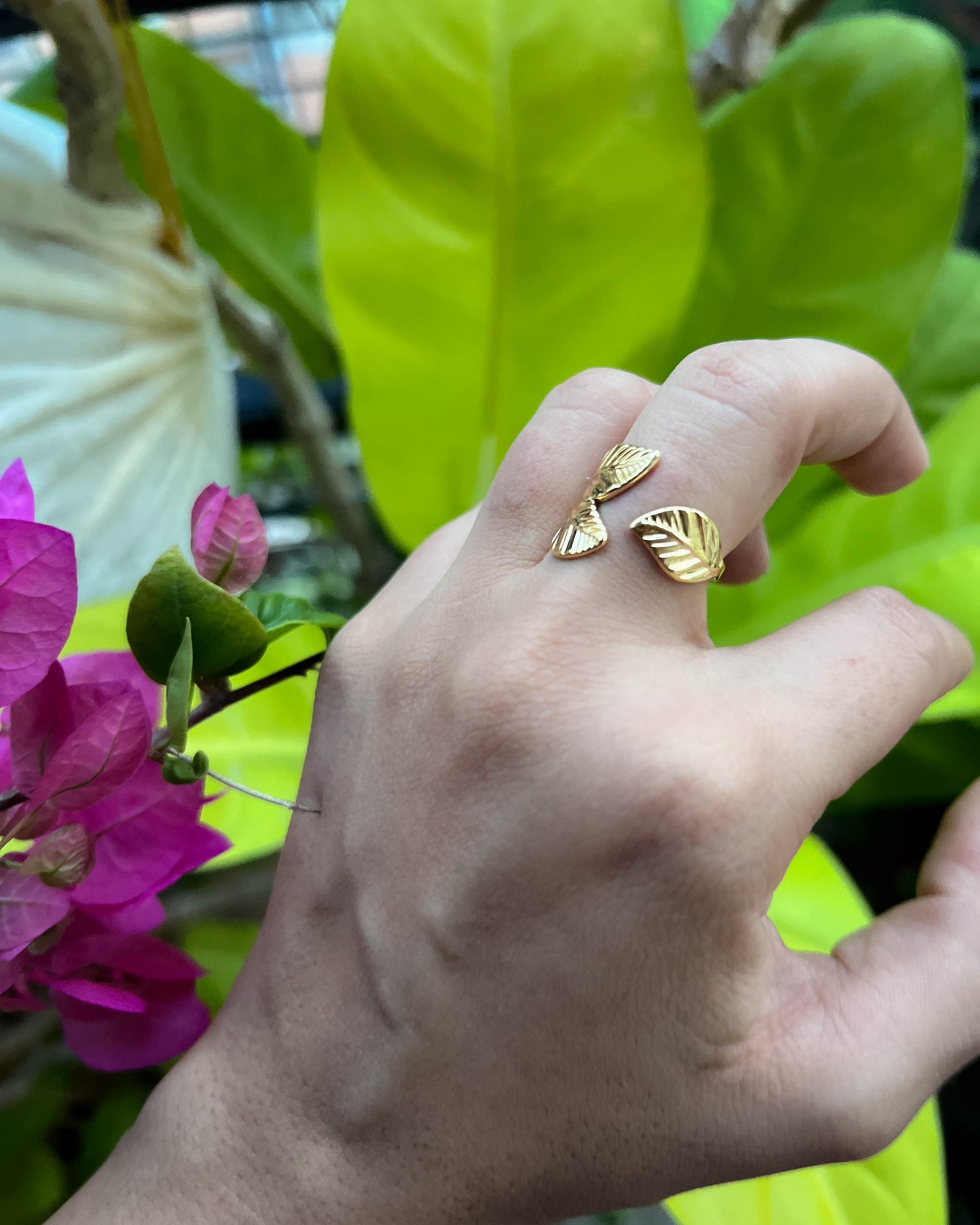 Renee Ring – Leaf Stainless Steel Ring (Anti-Tarnish)