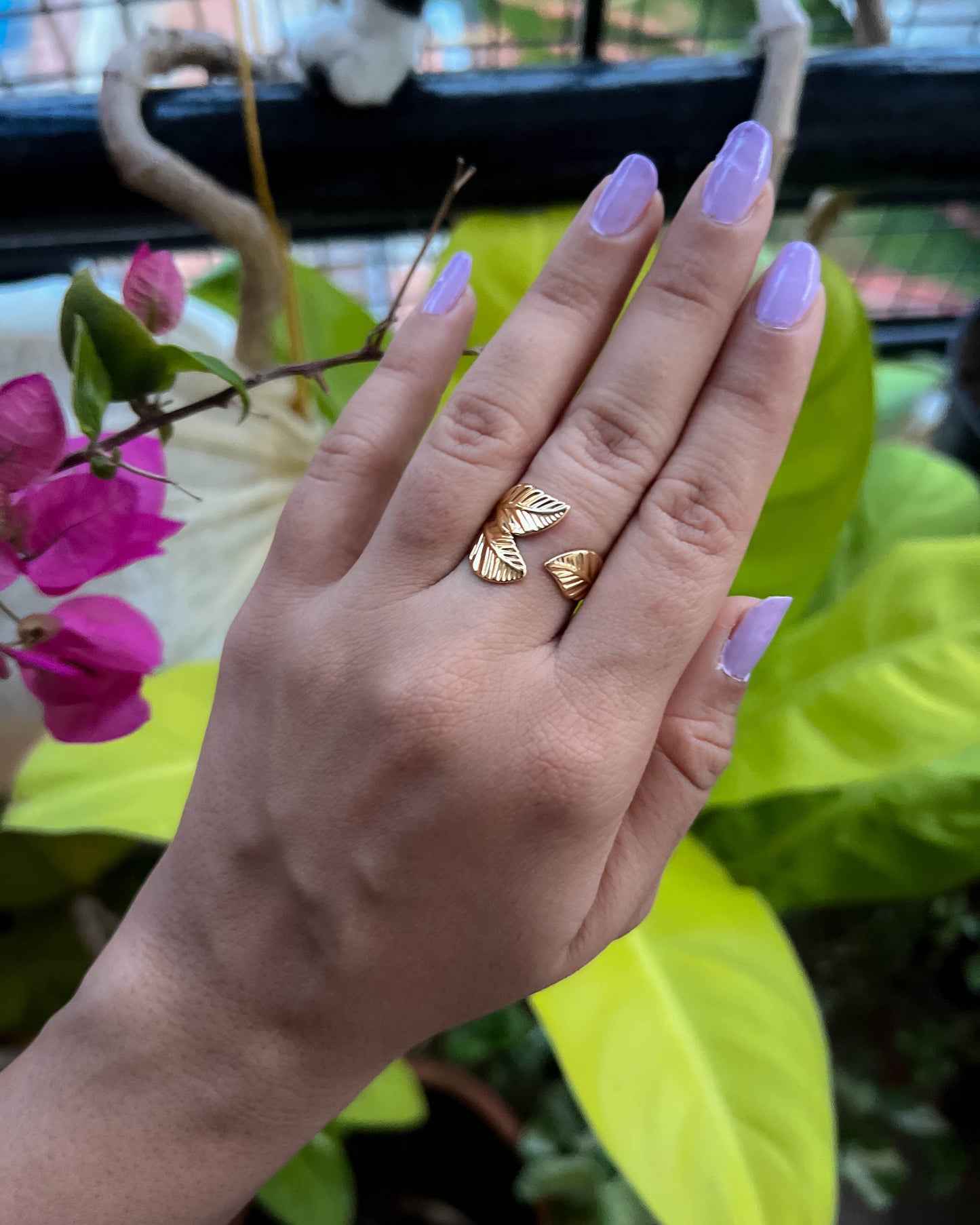 Renee Ring – Leaf Stainless Steel Ring (Anti-Tarnish)